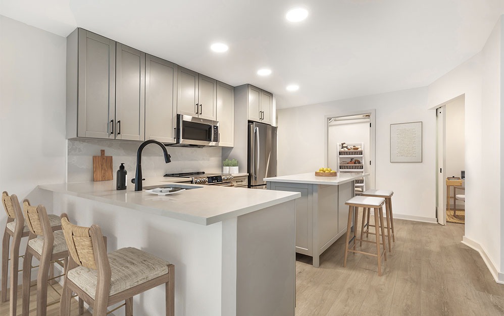 B6D - 2 bedroom floorplan layout with 2.5 baths and 1352 square feet. (Kitchen)